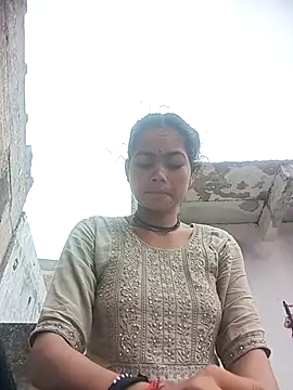 Sunali Bendre online show from 07-22-26, 02:36
