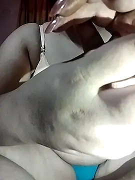 x -hot online show from 03-28-26, 06:18