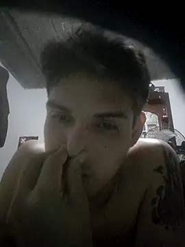 Aguilarcruzkevin31 online show from 07-12-26, 09:44