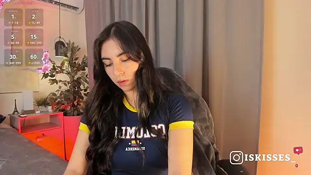 IsabellaSweet   online show from 06-18-26, 03:40