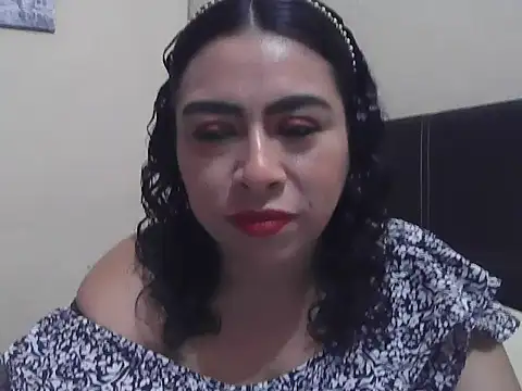 Snapshot of DalilahMx chatting on 07-09-26, 06:23 DalilahMx online show from 07-09-26, 06:23
