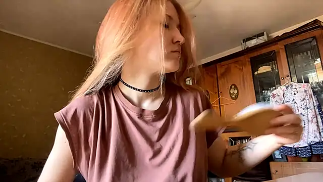 LaureenVielma online show from 04-01-26, 08:26