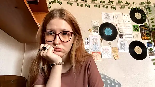 LaureenVielma online show from 04-22-26, 08:28