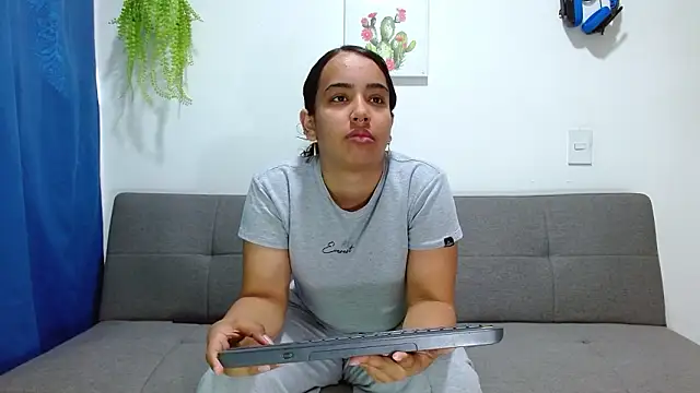 Snapshot of Diva_noir chatting on 02-03-26, 03:06 Diva noir online show from 02-03-26, 03:06