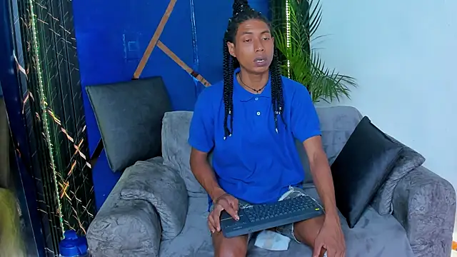 Walkers05 online show from 07-15-26, 06:13