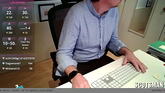 Snapshot of Scotsmanx chatting on 04-22-26, 02:07 Scotsmanx online show from 04-22-26, 02:07