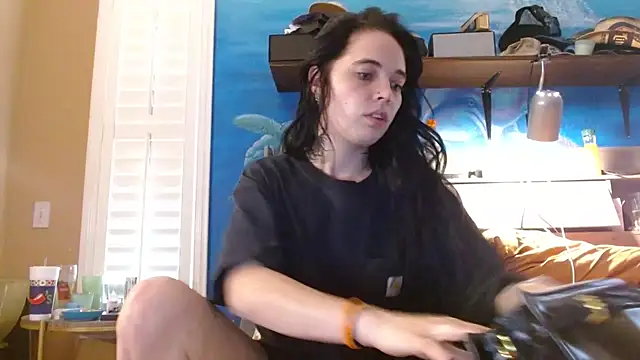 Snapshot of ahungkittykat chatting on 05-27-26, 05:10 ahungkittykat online show from 05-27-26, 05:10