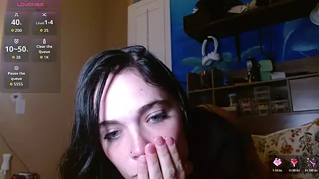 Snapshot of ahungkittykat chatting on 06-04-26, 03:23 ahungkittykat online show from 06-04-26, 03:23