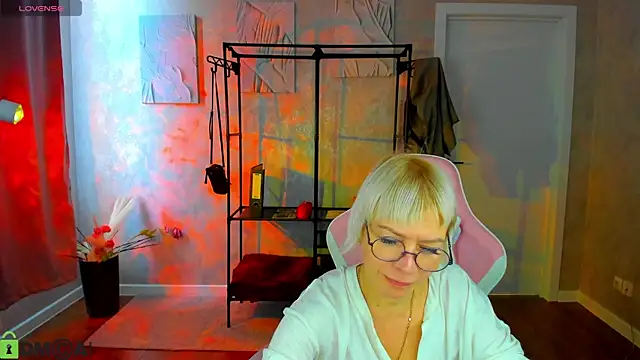 Ann Annise online show from 04-20-26, 07:44