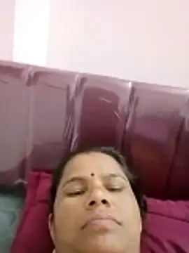 Snapshot of Pooja_sahu chatting on 06-20-26, 05:05 Pooja sahu online show from 06-20-26, 05:05