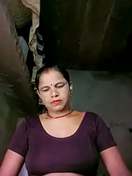 Snapshot of Pooja_sahu chatting on 07-20-26, 06:21 Pooja sahu online show from 07-20-26, 06:21