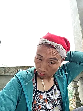 Ami-su online show from 04-02-26, 02:42