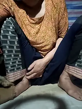 Ami-su online show from 04-18-26, 09:59