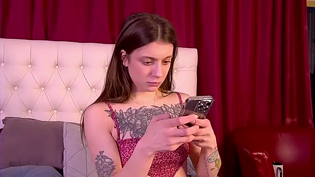 EileenElfie online show from 03-25-26, 04:29