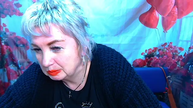 Snapshot of RenataDaster chatting on 04-25-26, 05:10 RenataDaster online show from 04-25-26, 05:10