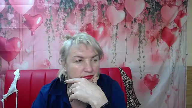 Snapshot of RenataDaster chatting on 05-29-26, 11:14 RenataDaster online show from 05-29-26, 11:14