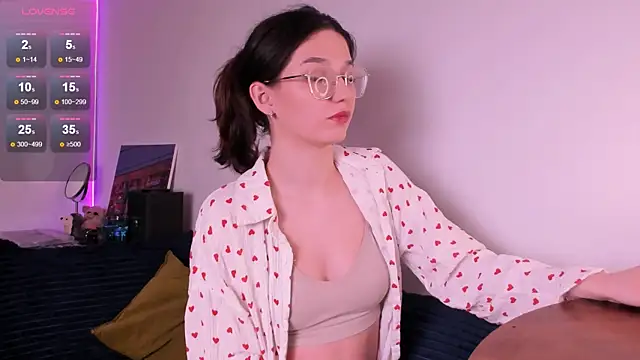 Snapshot of miabellee_ chatting on 04-30-26, 07:31 miabellee online show from 04-30-26, 07:31