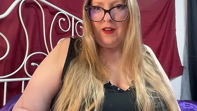 MissCharlotteXx online show from 04-10-26, 01:49