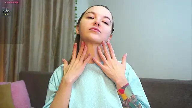 AricaPetties online show from 02-24-26, 08:18