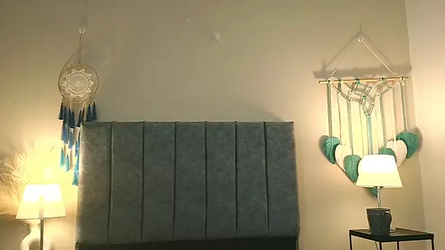 NatalyGuzman26 online show from 03-10-26, 01:21