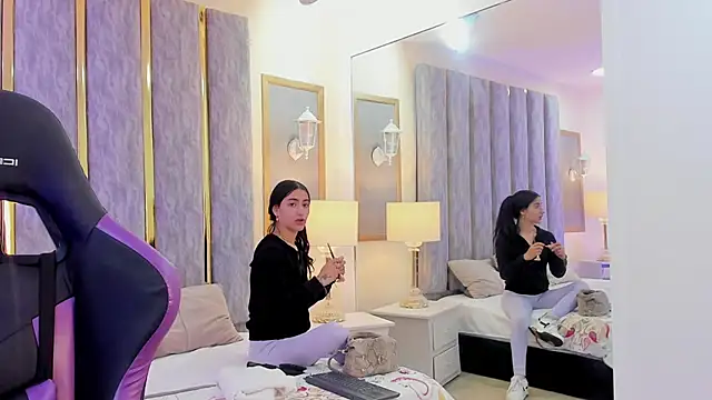 KeniaVelvet  online show from 02-05-26, 01:49