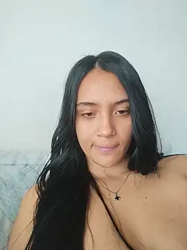 Snapshot of cynliu chatting on 06-21-26, 05:37 cynliu online show from 06-21-26, 05:37