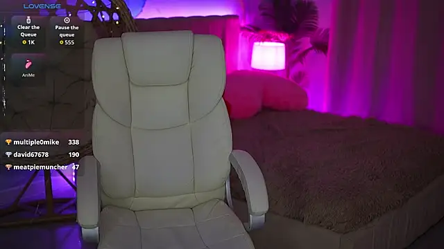 OliviaMoore  online show from 03-16-26, 05:44