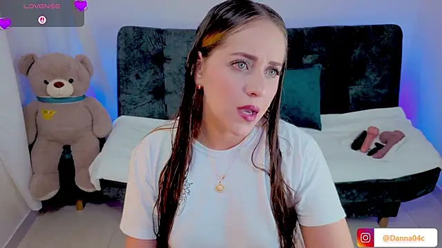 DannaCouper  online show from 03-27-26, 10:48