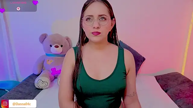 DannaCouper  online show from 05-09-26, 11:15