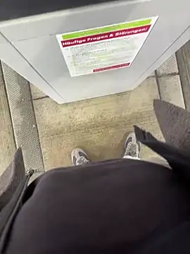 Lennart1869 online show from 02-23-26, 03:09