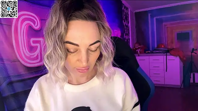 Vellora  online show from 03-23-26, 05:28