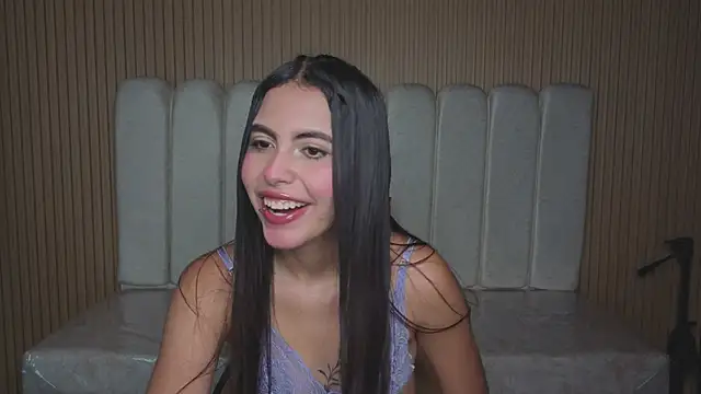 Perla lovely  online show from 02-12-26, 12:33