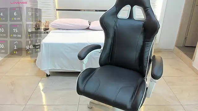 Yaiza farak online show from 02-09-26, 01:53