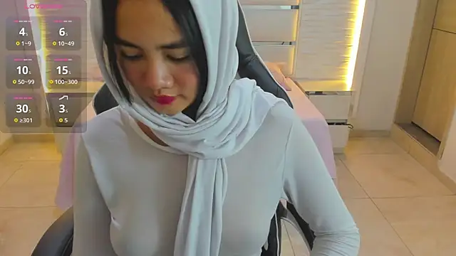 Yaiza farak online show from 02-18-26, 02:18