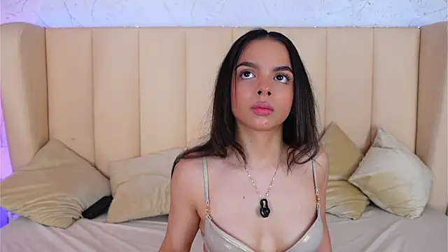 Snapshot of BambiRoses chatting on 03-02-26, 07:09 BambiRoses online show from 03-02-26, 07:09