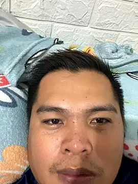 Snapshot of bigloadfox chatting on 03-08-26, 02:43 bigloadfox online show from 03-08-26, 02:43