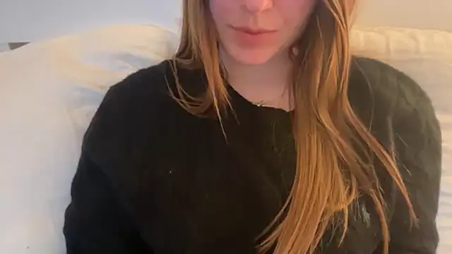Lucyschickt online show from 05-01-26, 06:56