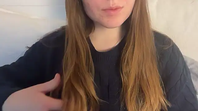 Lucyschickt online show from 05-08-26, 06:57