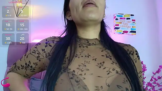 Snapshot of Melannyy__ chatting on 06-16-26, 02:36 Melannyy online show from 06-16-26, 02:36