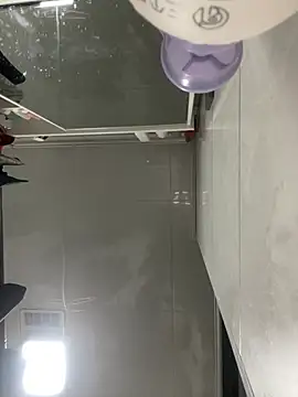 Youyou 12 online show from 04-05-26, 11:02