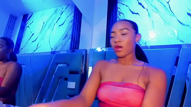 emii brown online show from 04-08-26, 01:38