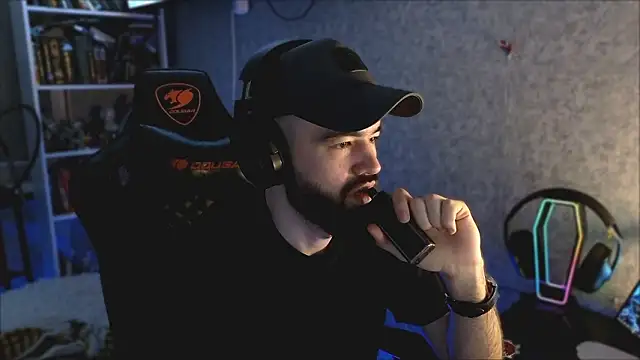  Mostly  online show from 03-06-26, 03:03