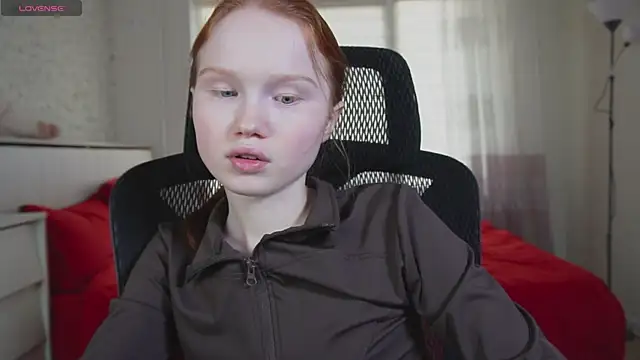 Nellie baby online show from 05-25-26, 12:22