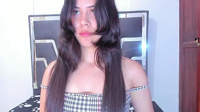 SamanthaHill  online show from 02-11-26, 07:41