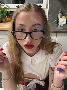 romyxxs online show from 03-12-26, 08:37