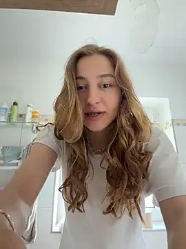 romyxxs online show from 05-17-26, 08:55