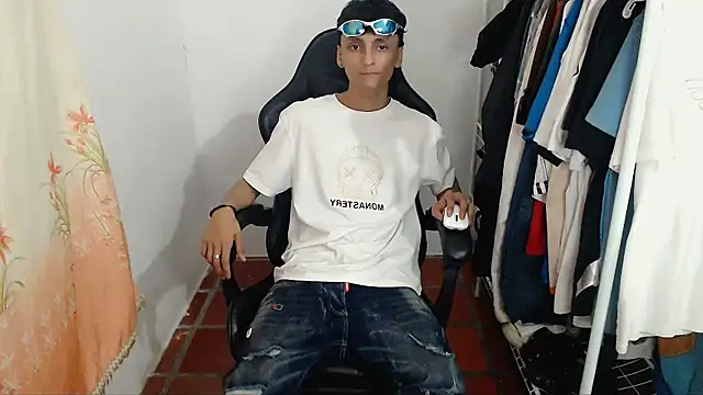 BOY 0914 online show from 03-07-26, 05:04