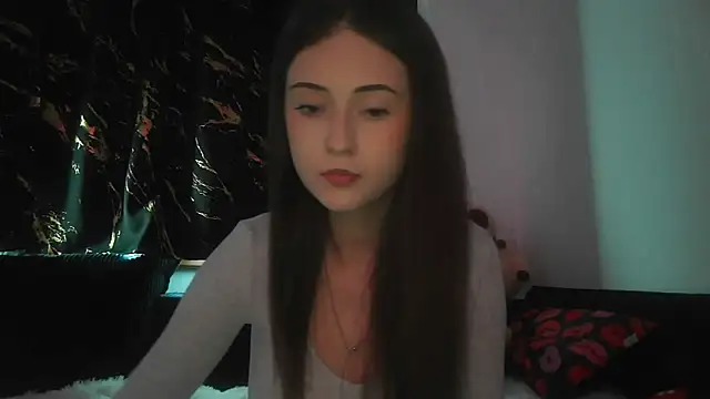 karlaluuvv online show from 03-20-26, 02:33