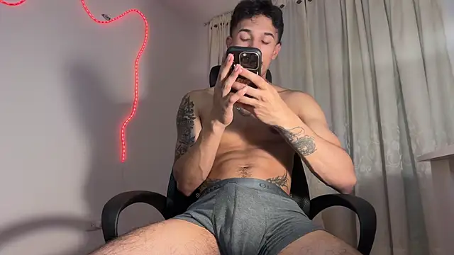 rafael stone11 online show from 04-11-26, 01:43