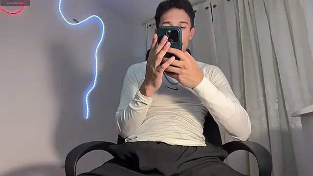 rafael stone11 online show from 04-21-26, 12:45